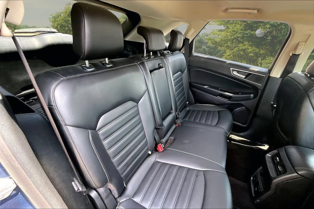 Used 2019 Ford Edge SEL w/ Equipment Group 201A AWD/4WD image 26