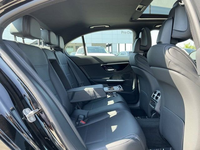 New 2025 Mercedes-Benz C 300 4MATIC Sedan image 18