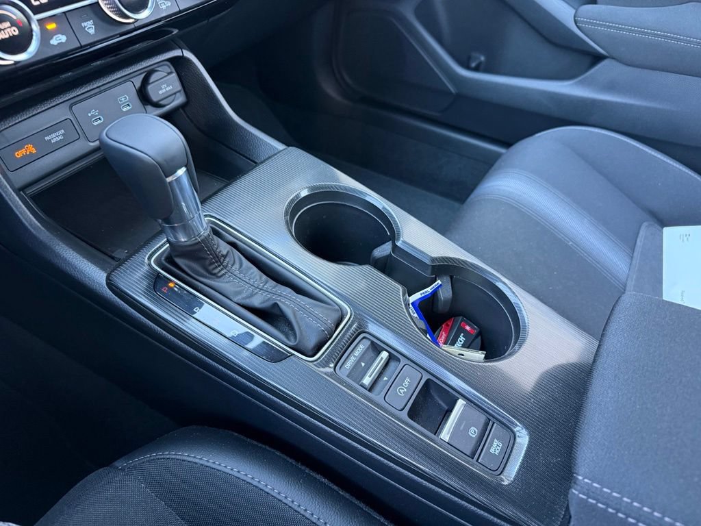 Used 2025 Honda Civic Sport image 14