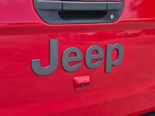 Used 2020 Jeep Gladiator Rubicon w/ LED Lighting Group AWD/4WD image 10