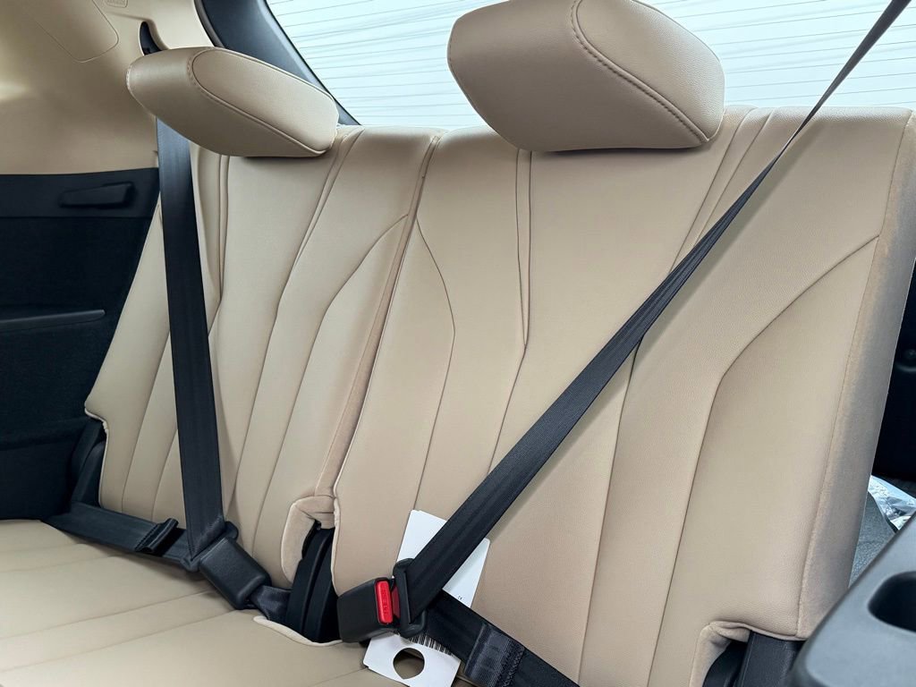 New 2026 Acura MDX SH-AWD image 11