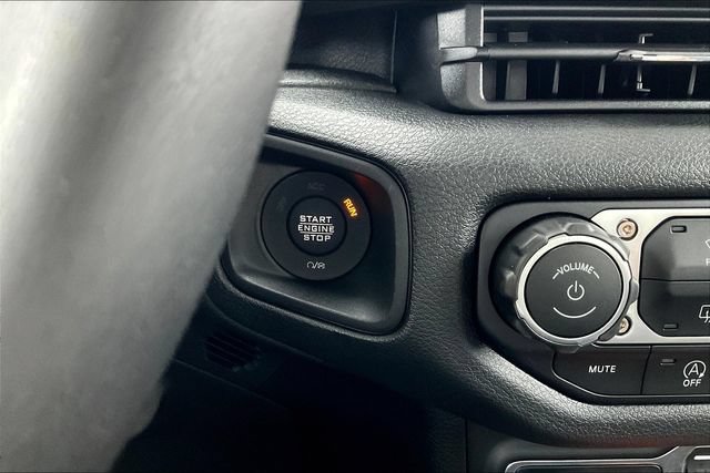 New 2025 Jeep Gladiator Sport AWD/4WD image 18
