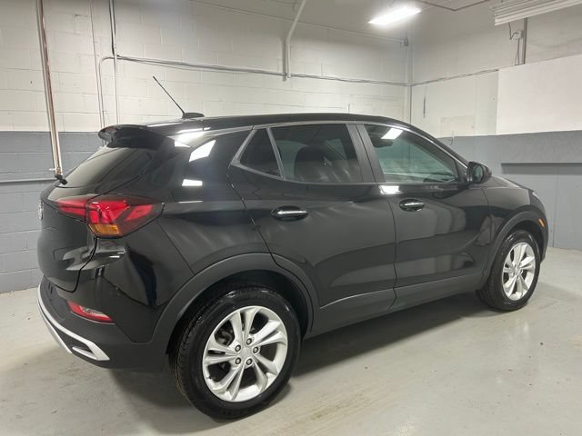 Used 2022 Buick Encore GX Preferred w/ Cold Weather Comfort Package AWD/4WD image 3