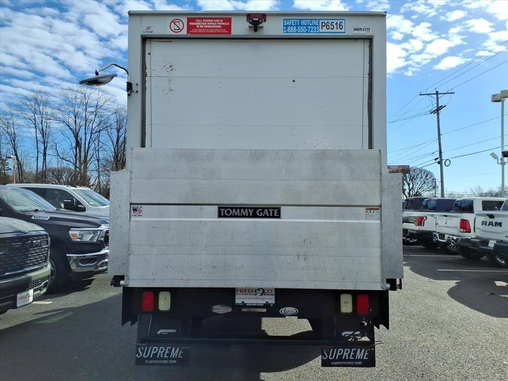 Used 2021 Chevrolet Express 3500 image 5