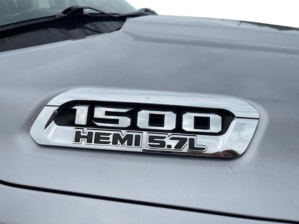 Used 2020 RAM 1500 Big Horn AWD/4WD image 11