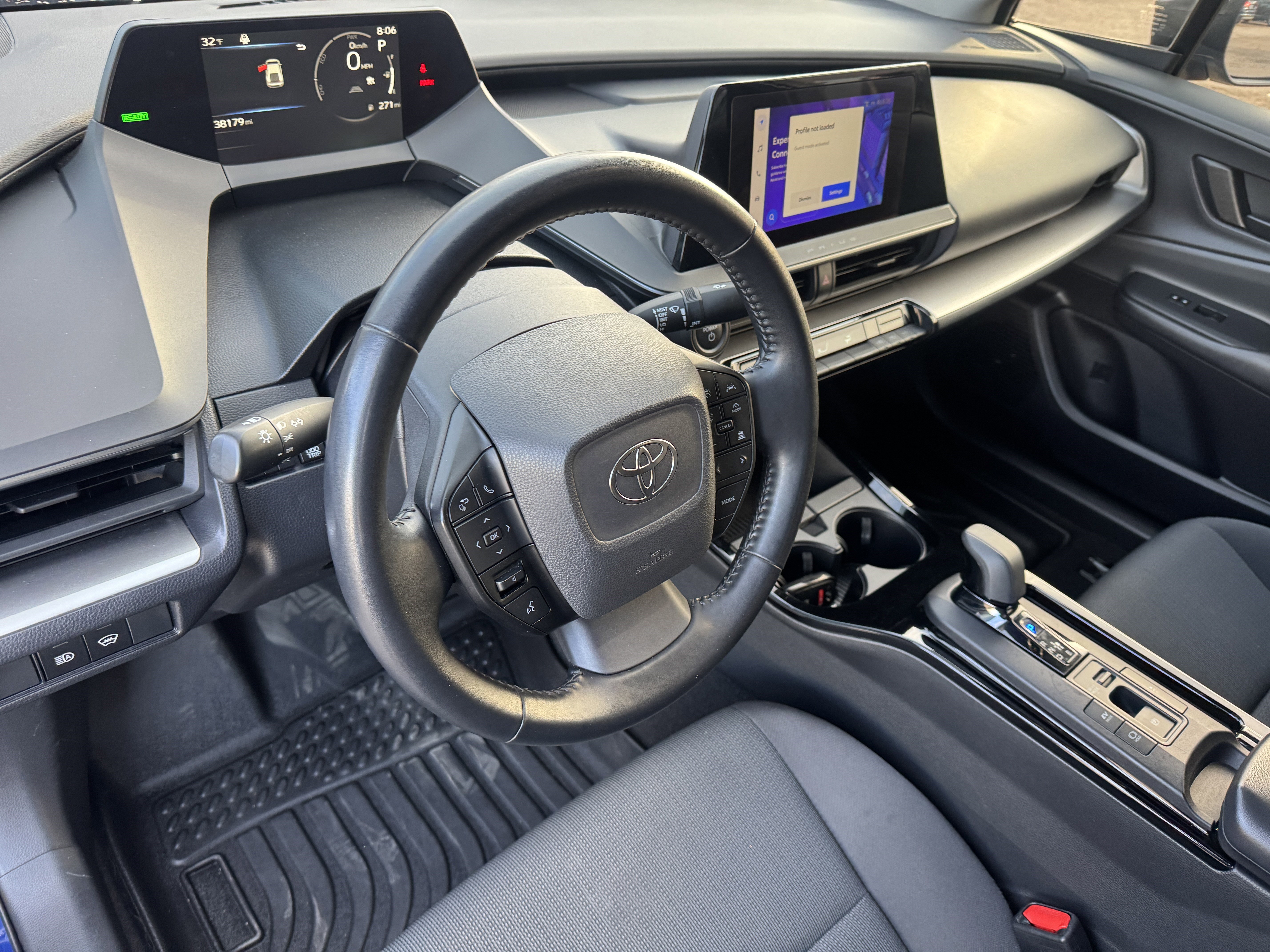 Used 2023 Toyota Prius LE image 12