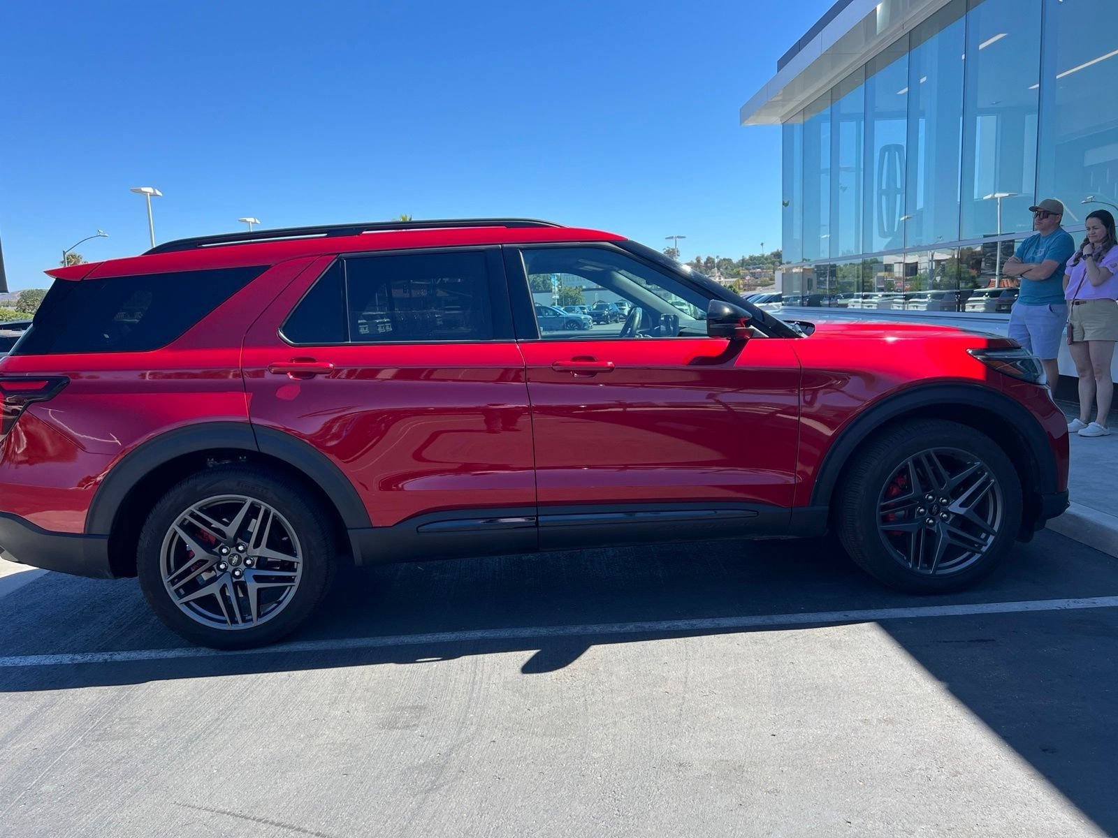Used 2025 Ford Explorer ST w/ Sun And Sound Package RWD image 4