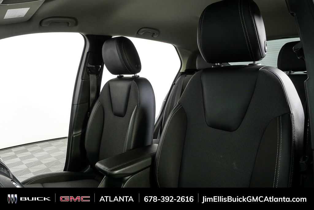 Certified 2023 Buick Encore GX Select image 6