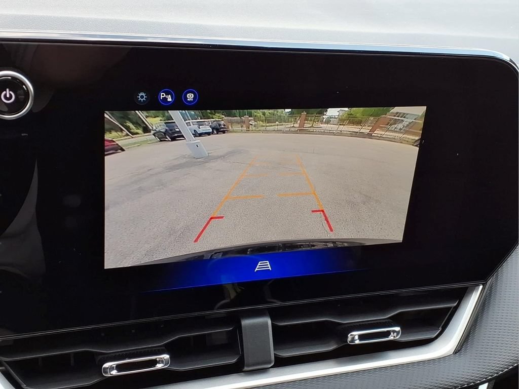 New 2027 Chevrolet Equinox LT w/ Convenience Package II FWD image 11