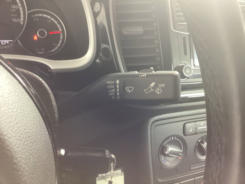 Used 2016 Volkswagen Beetle 1.8T SE image 16