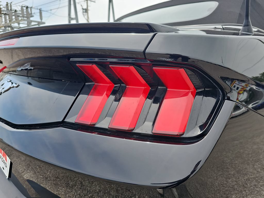Used 2024 Ford Mustang Premium RWD image 33