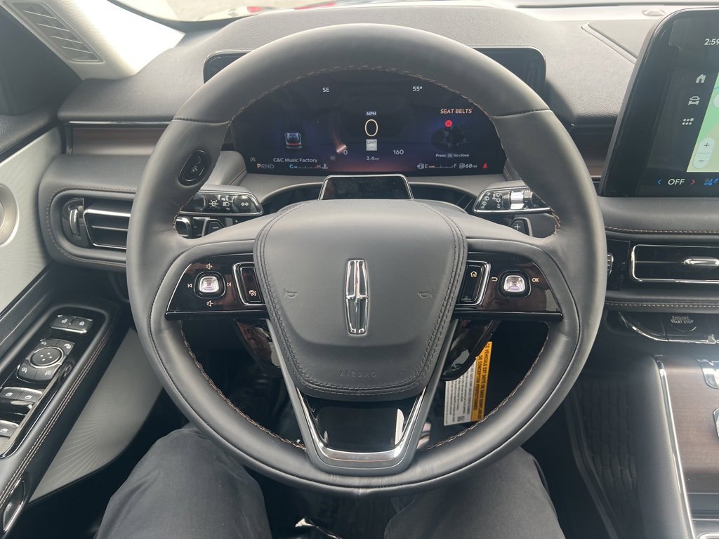 New 2025 Lincoln Aviator Reserve w/ Luxury Package image 8