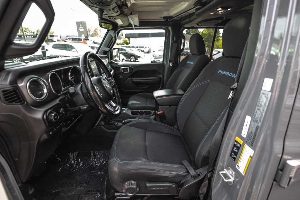 Used 2023 Jeep Wrangler Unlimited Rubicon 4xe w/ Cold Weather Group AWD/4WD image 19