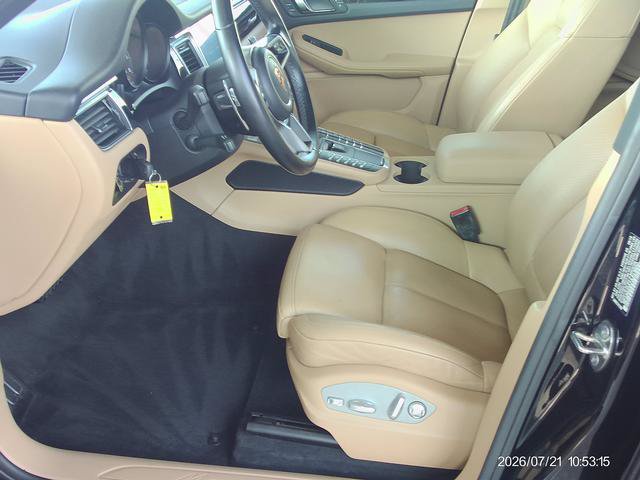 Used 2018 Porsche Macan AWD/4WD image 7