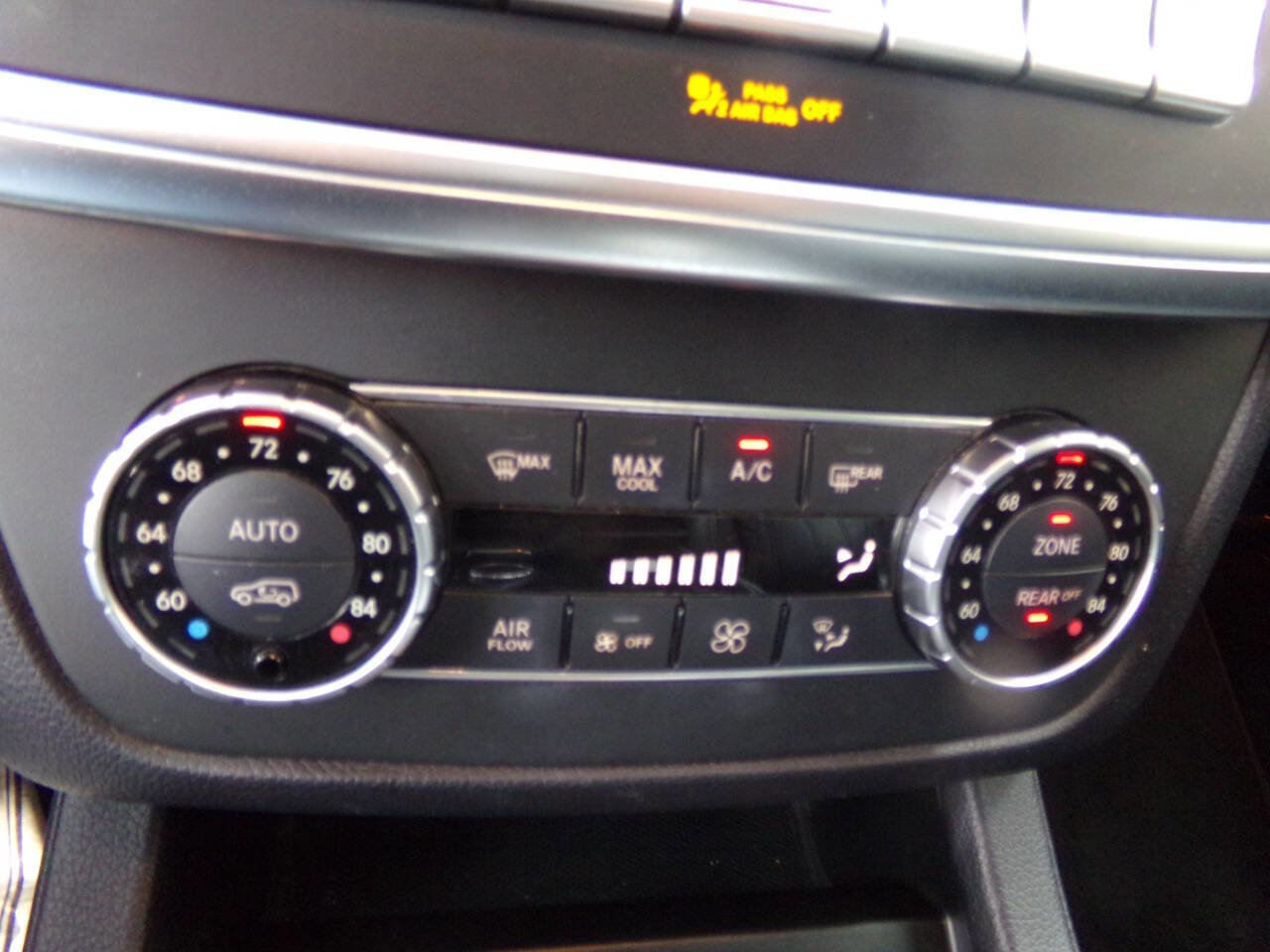 Used 2015 Mercedes-Benz GL 450 GL 450 4MATIC AWD 4dr SUV image 50