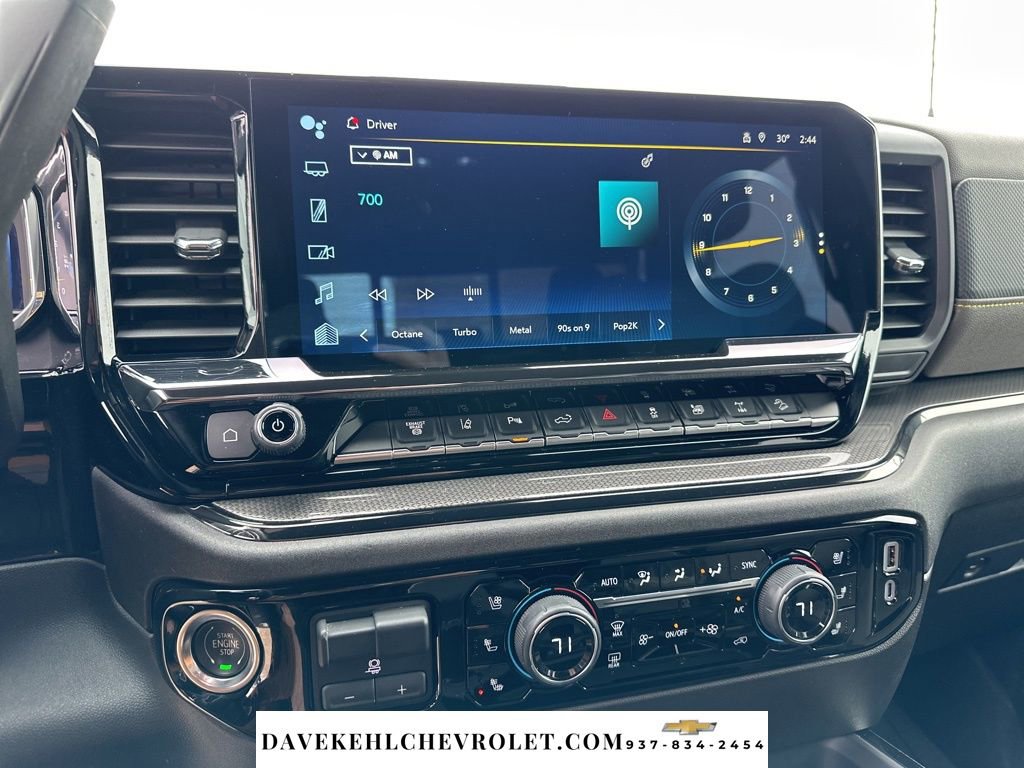 Used 2024 Chevrolet Silverado 2500 ZR2 w/ Technology Package image 14