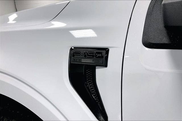 New 2026 Ford F150 XLT w/ Equipment Group 302A MID AWD/4WD image 8