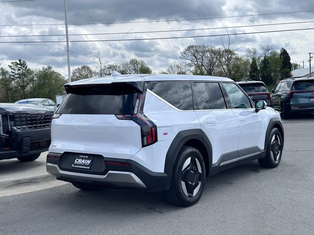 New 2026 Kia EV9 Light RWD image 7