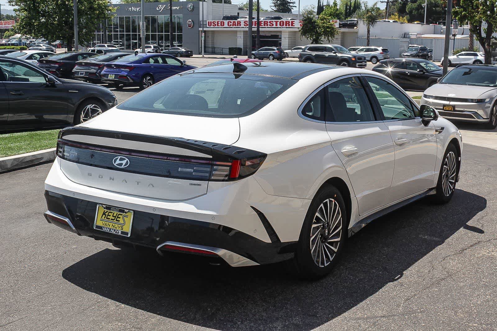 New 2026 Hyundai Sonata Limited FWD image 4