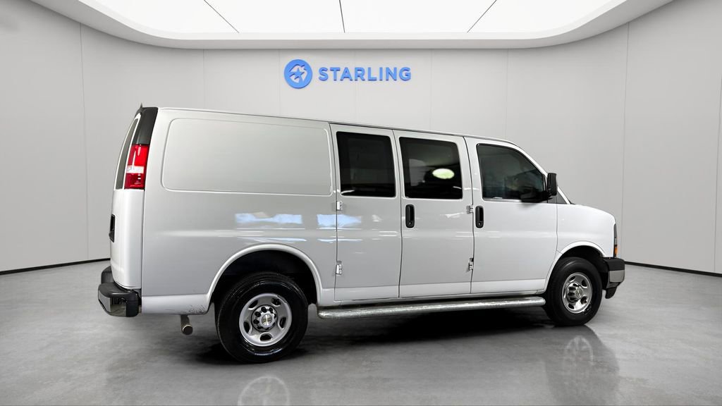 Used 2024 Chevrolet Express 2500 w/ Driver Convenience Package image 15