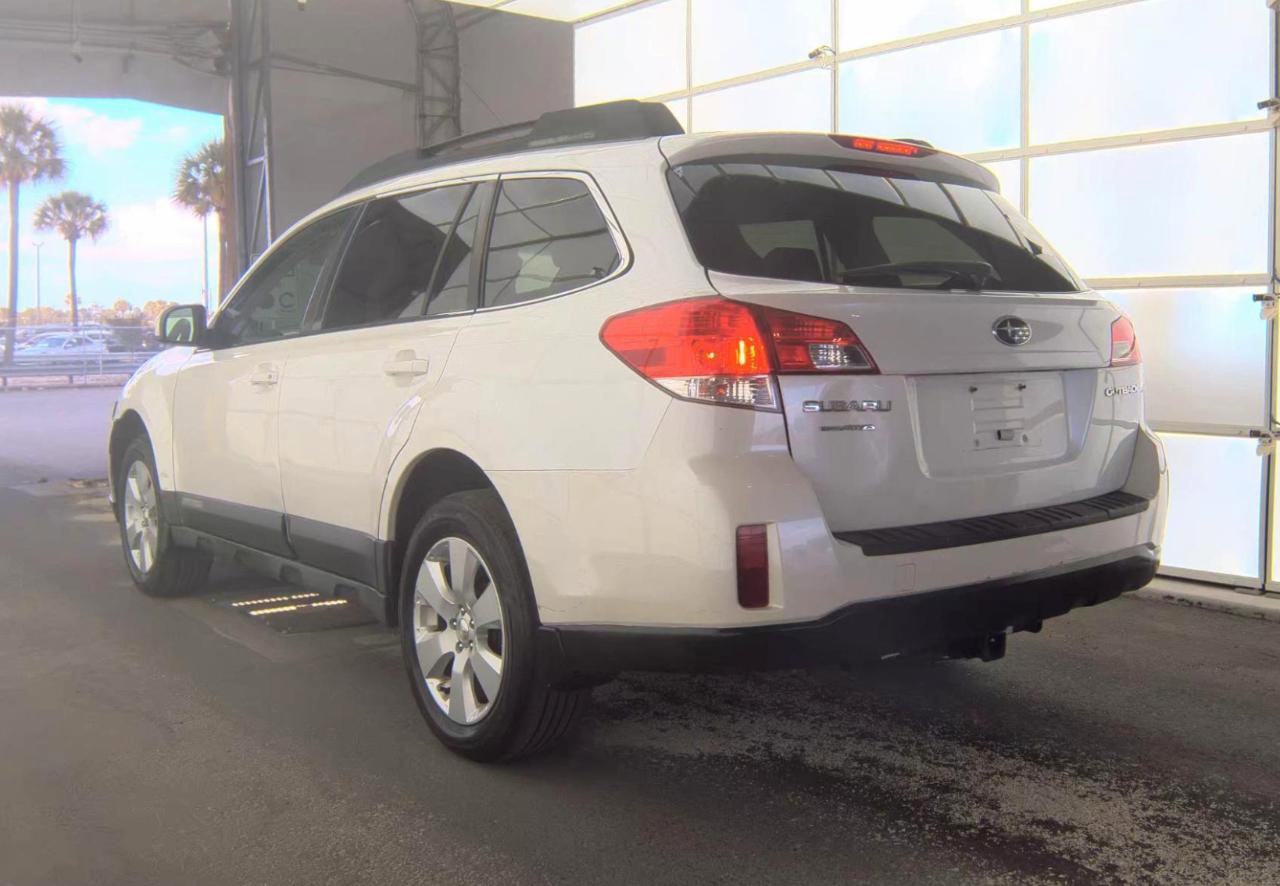 Used 2012 Subaru Outback 2.5i Premium w/ Popular Pkg 1B AWD/4WD image 5
