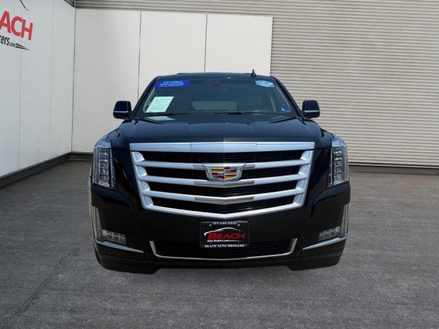 Used 2018 Cadillac Escalade ESV Luxury AWD/4WD image 7