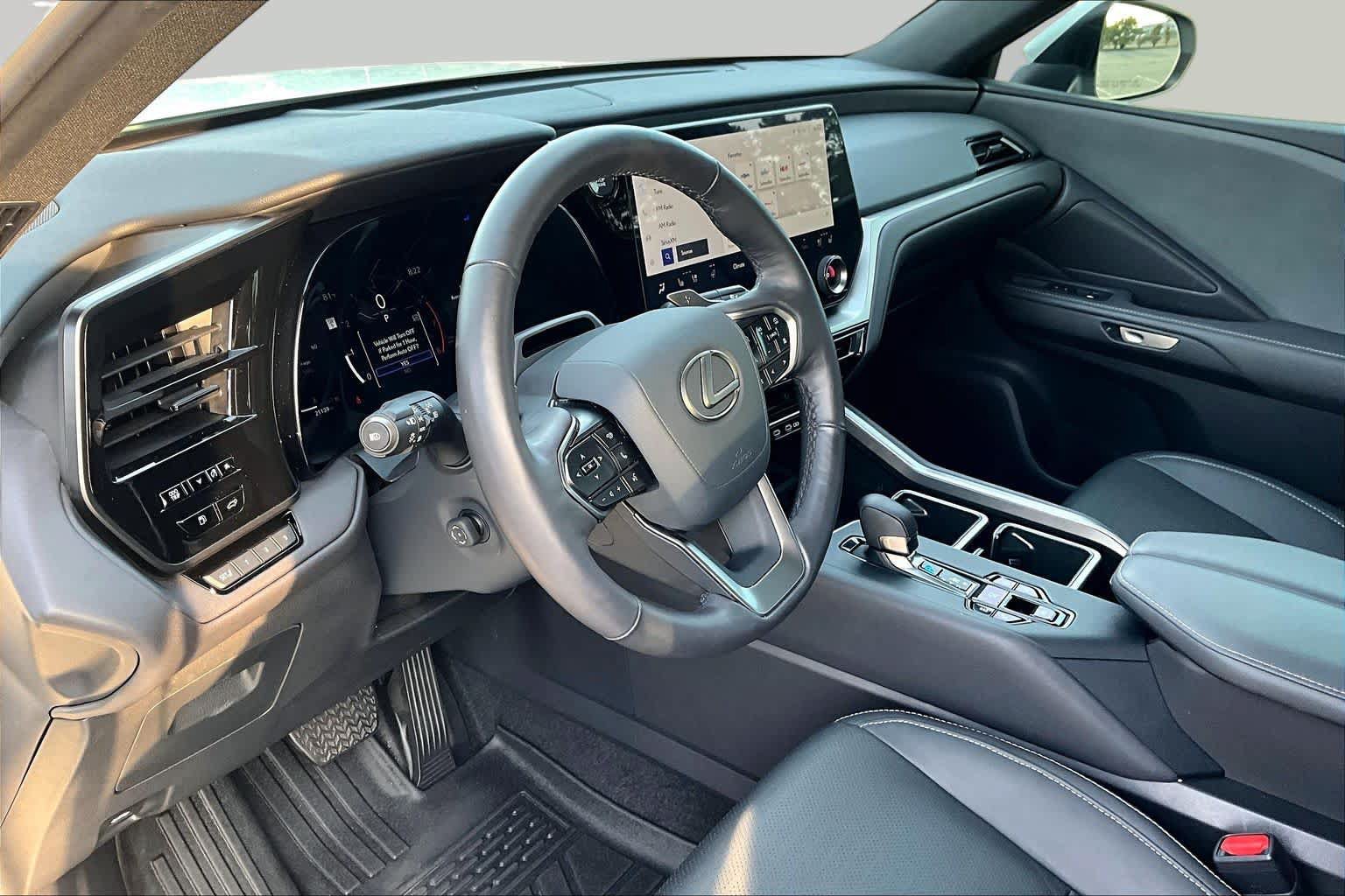 Used 2025 Lexus TX 350 AWD w/ Technology Package image 18