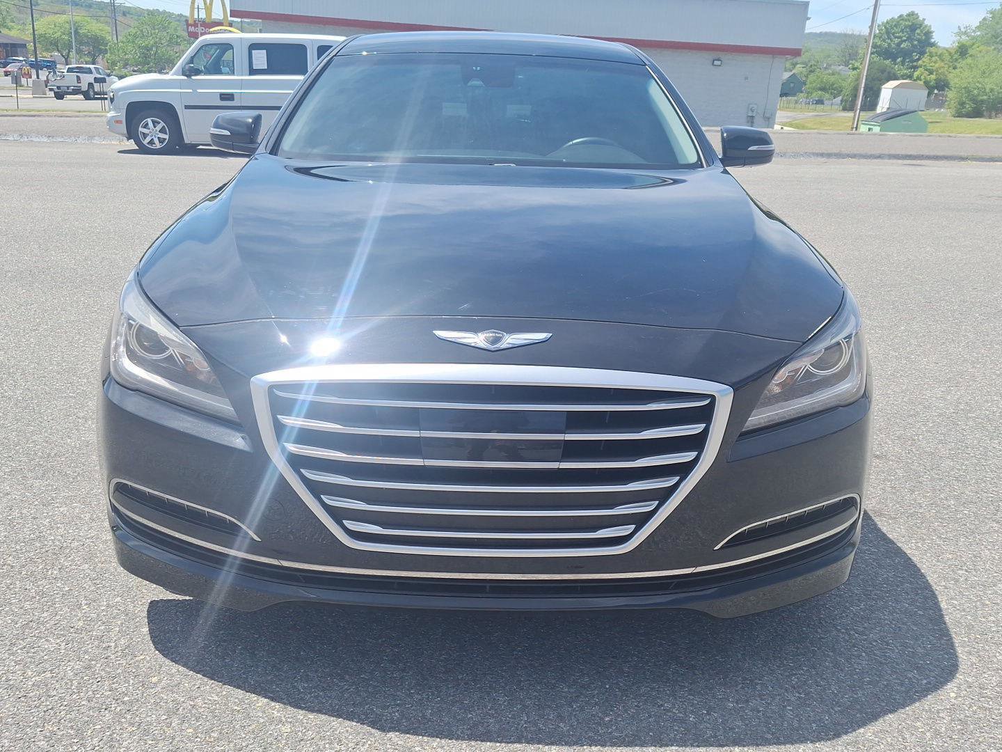 Used 2017 Genesis G80 3.8 RWD image 8