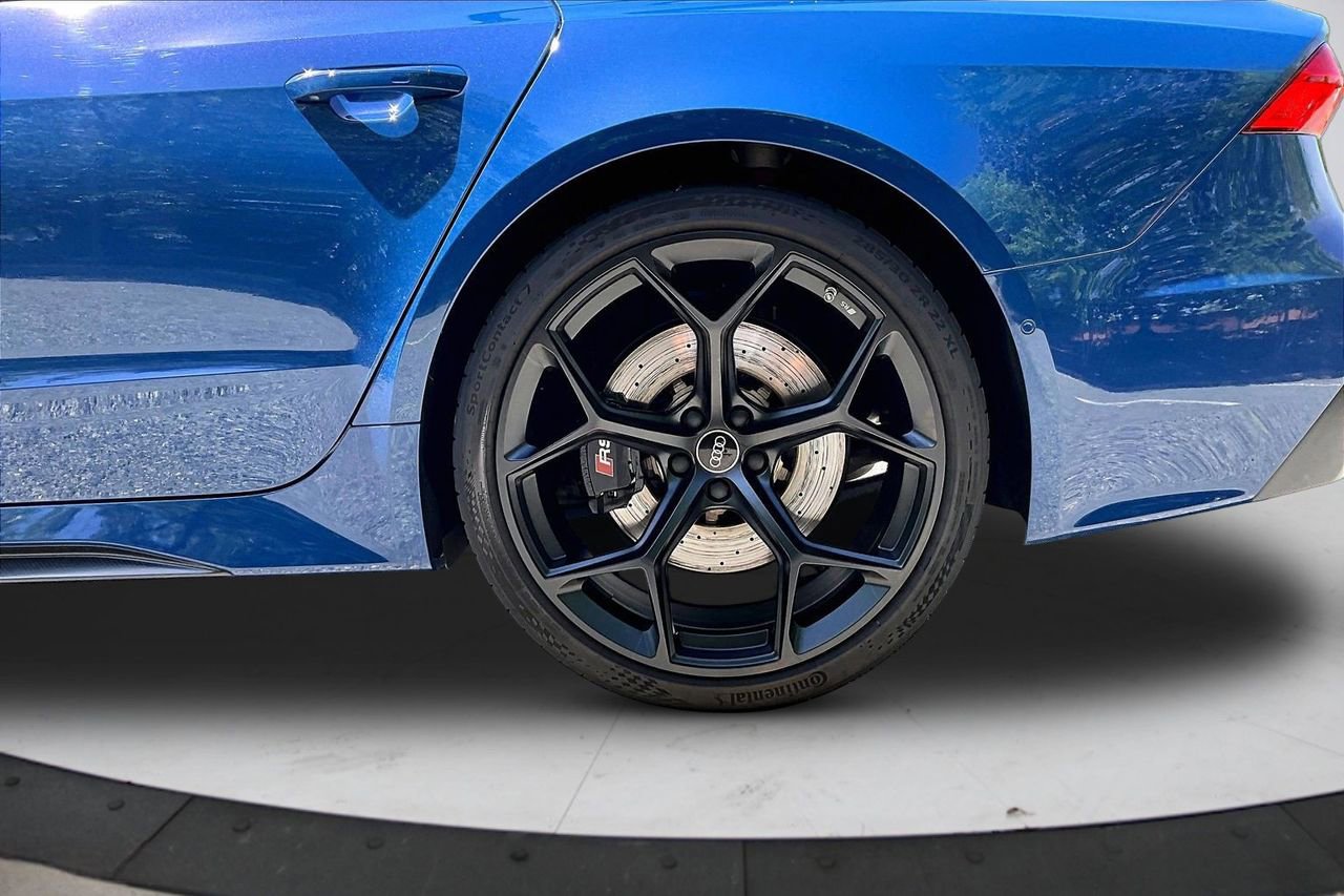 Used 2024 Audi RS 7 Performance AWD/4WD image 35