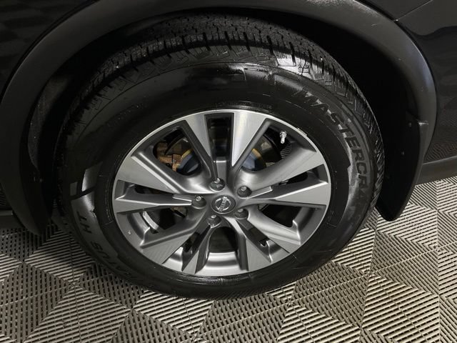 Used 2017 Nissan Murano SV AWD/4WD image 37