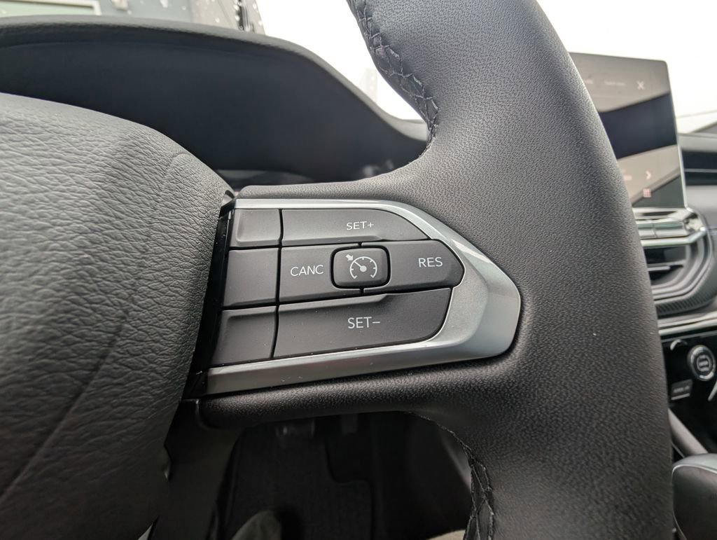 New 2026 Jeep Compass Latitude image 20