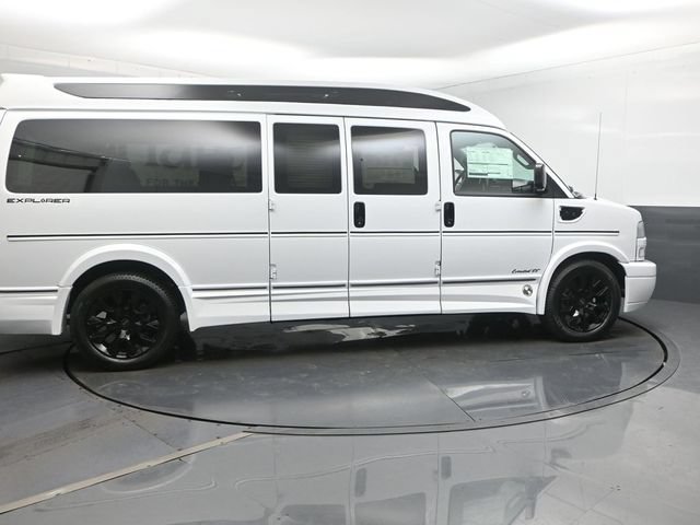 New 2026 Chevrolet Express 2500 Extended w/ Driver Convenience Package RWD image 24