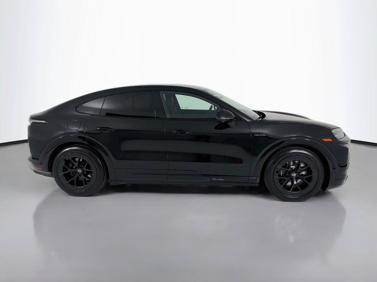 New 2026 Porsche Cayenne Turbo AWD/4WD image 22