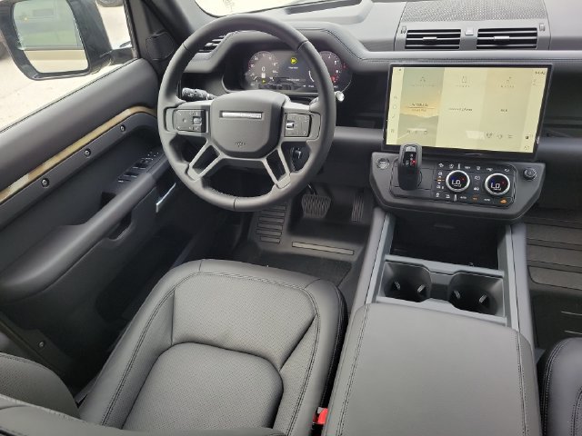 New 2026 Land Rover Defender 110 X-Dynamic SE AWD/4WD image 15