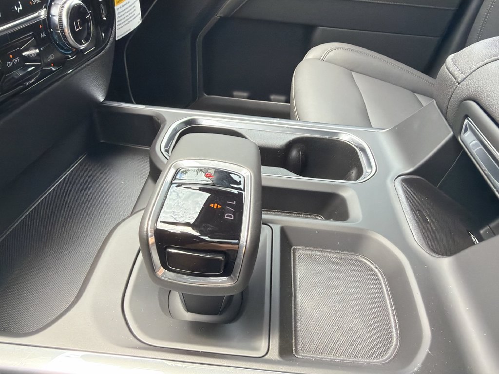 New 2026 GMC Sierra 1500 Elevation w/ Elevation Premium Package AWD/4WD image 22