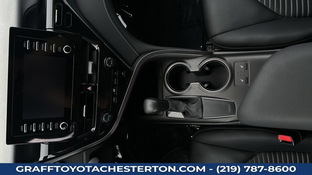 Used 2024 Toyota Camry SE FWD image 19