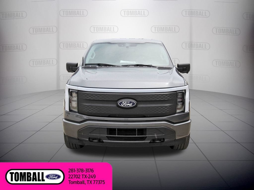 Used 2025 Ford F150 Lightning XLT AWD/4WD image 2