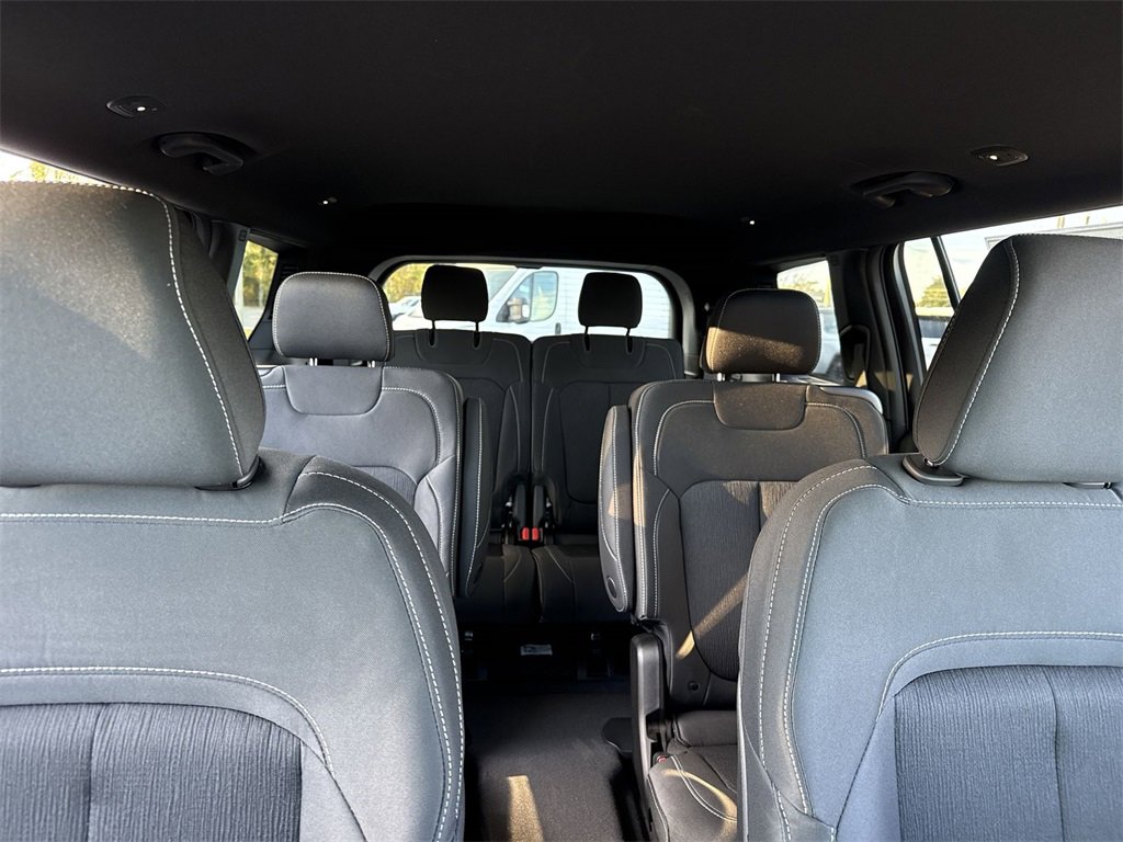 New 2025 Jeep Grand Cherokee L Laredo w/ Trailer Tow Package image 24