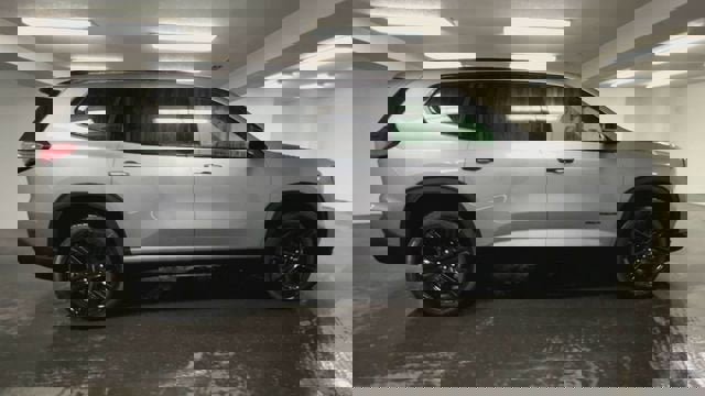 New 2026 GMC Acadia Elevation w/ Black Edition AWD/4WD image 9