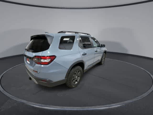 Used 2024 Honda Pilot TrailSport image 8