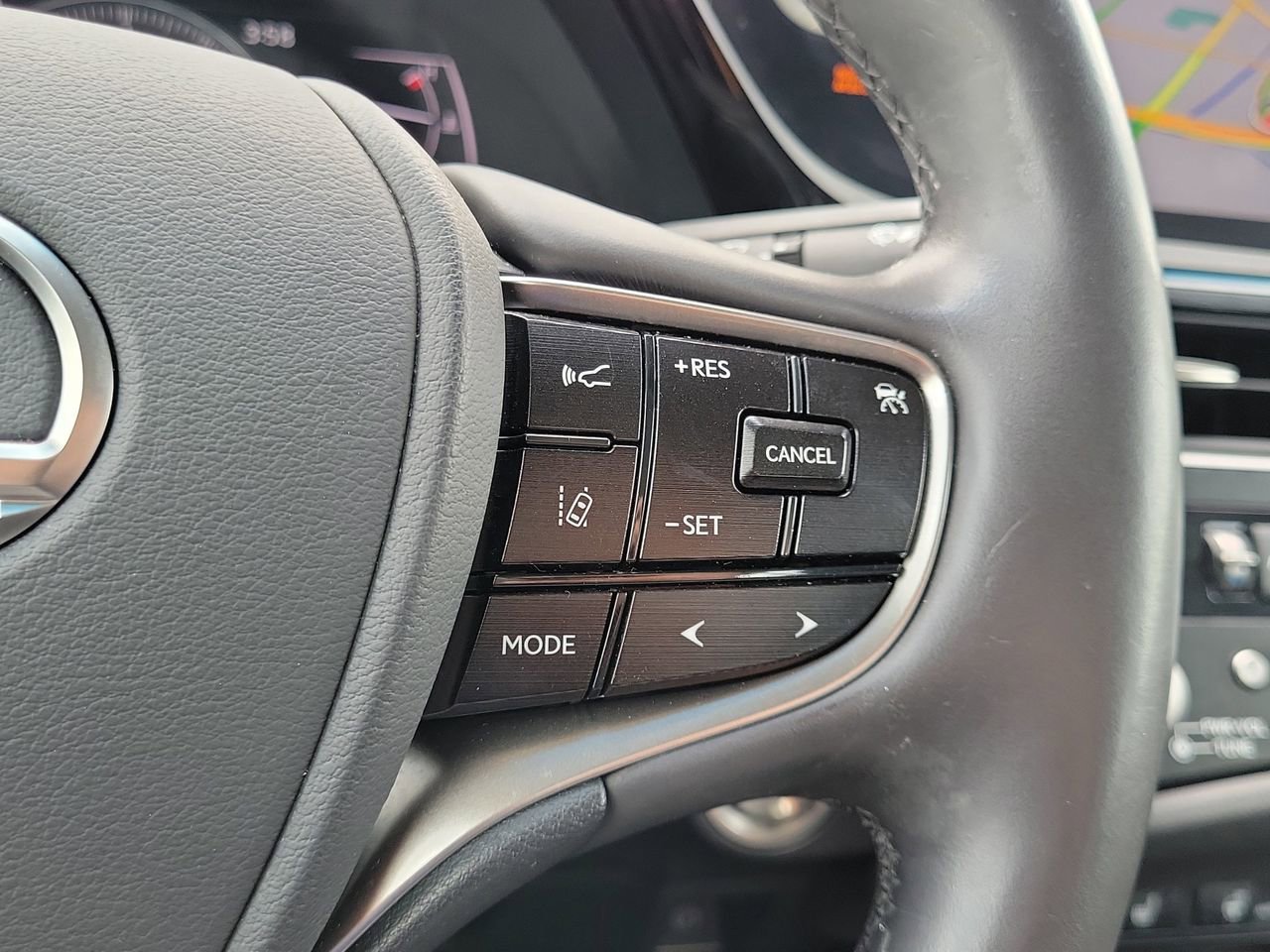 Used 2022 Lexus ES 350 w/ Premium Package FWD image 33