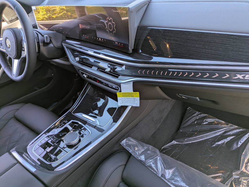New 2026 BMW X5 xDrive50e w/ M Sport Package AWD/4WD image 39