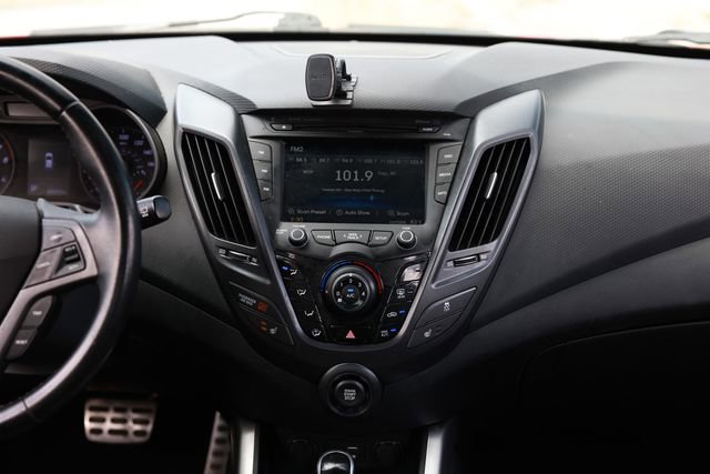 Used 2016 Hyundai Veloster Turbo image 38