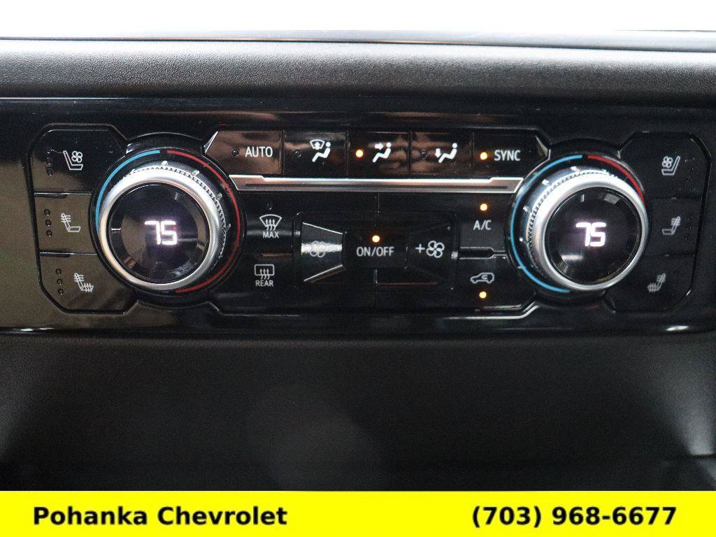Certified 2023 GMC Sierra 1500 SLT w/ SLT Convenience Package AWD/4WD image 17