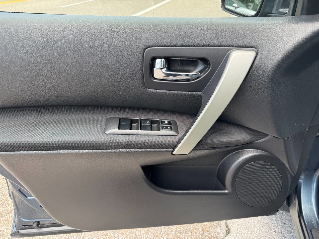 Used 2014 Nissan Rogue S w/ Convenience Package image 12