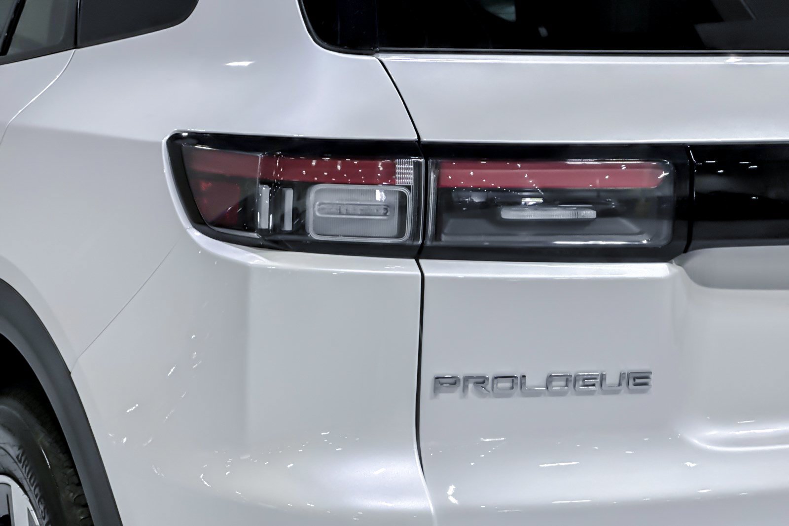 Used 2024 Honda Prologue EX image 29