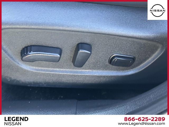 Used 2020 Nissan Rogue SL w/ Premium Package image 17