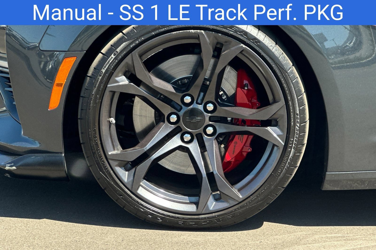 Used 2018 Chevrolet Camaro SS RWD image 34
