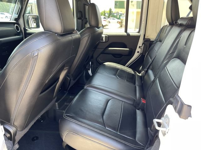 Used 2023 Jeep Wrangler Unlimited Sahara w/ Cold Weather Group AWD/4WD image 13