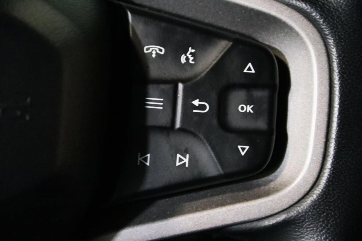 Used 2024 Ford Bronco Everglades image 21